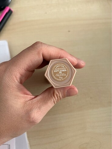 Fenty Beauty Fenty amber stick
