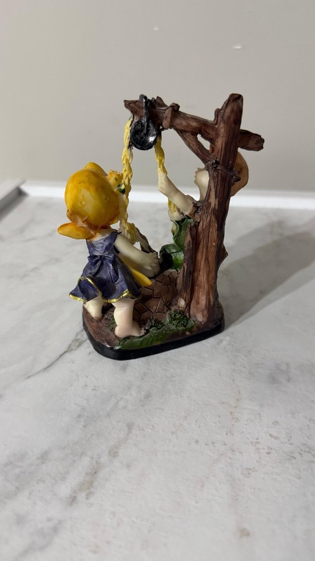 Renkli Çocuk Figürlü Biblo - Görsel 3