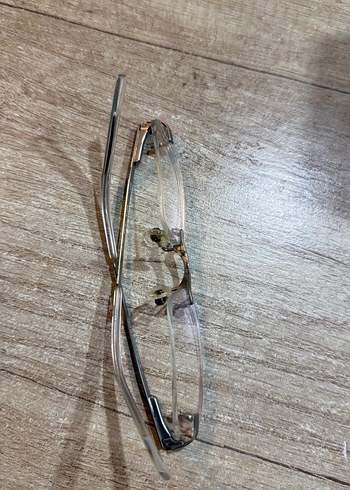 Gri Minimalist Kadın Gözlüğü - Görsel 6