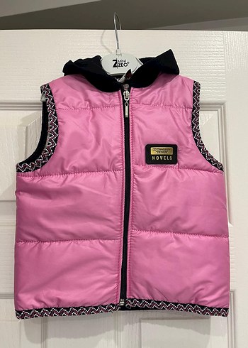Zara 4 Yaş