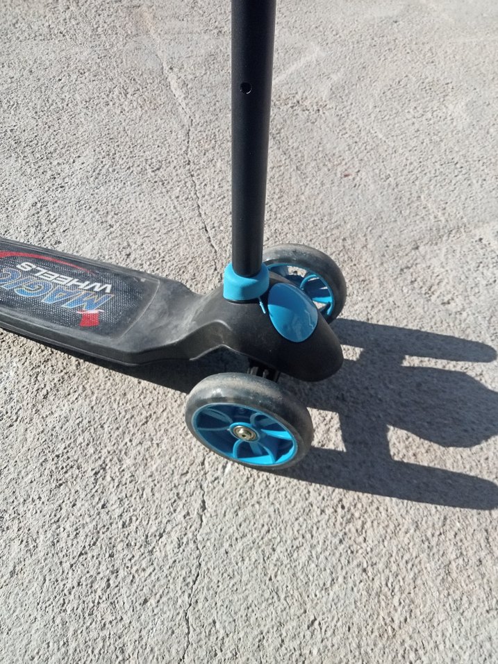 Mavi Çocuk Scooterı, Ayarlanabilir Sap - Görsel 2