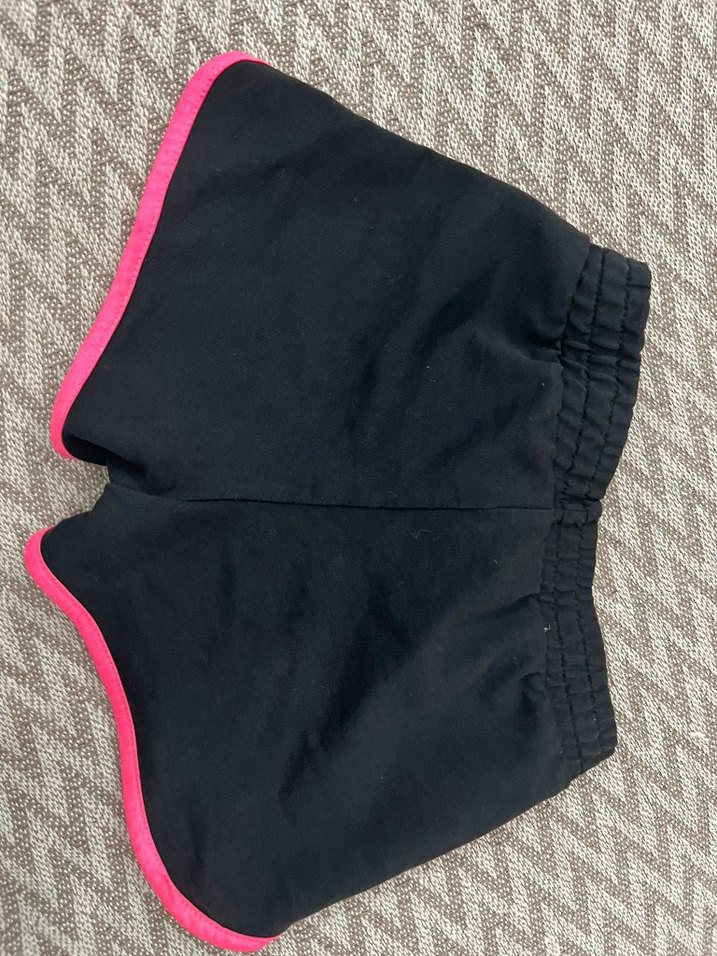 Kız Çocuk Elastik Bel Siyah Şort - Görsel 2