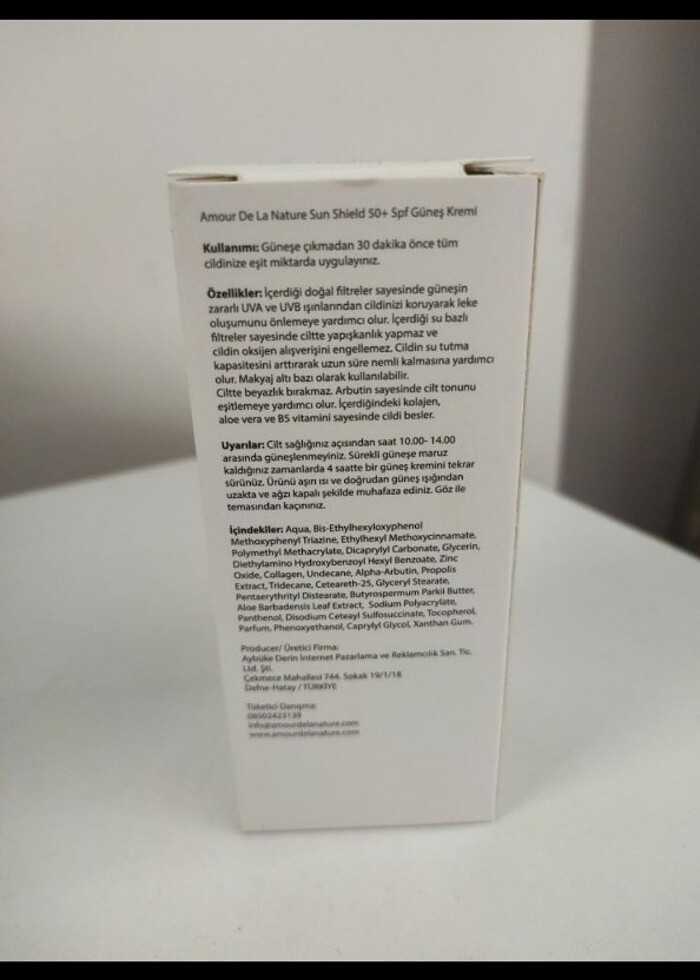 Sun Shield cilt tonu eşitleyici pembe güneş kremi - Görsel 3