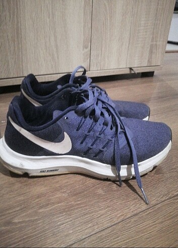 nike spor ayakkabi