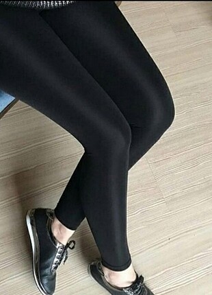 Siyah tayt yüksek bel bir kaç defa giydim yeni gibi 