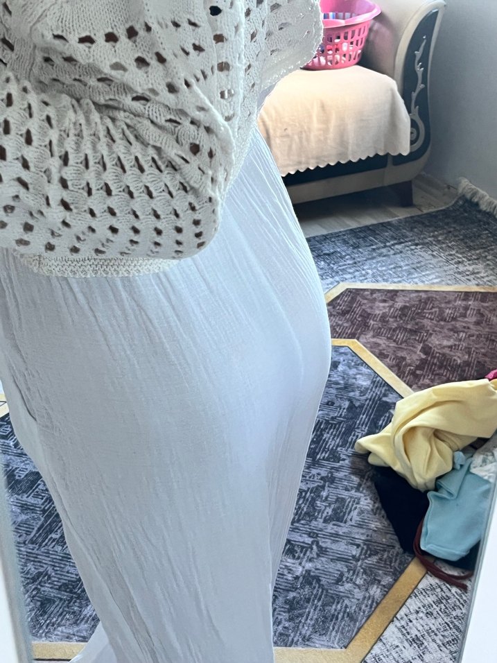Bol Kesim Beyaz Keten Midi Pantolon - Görsel 2