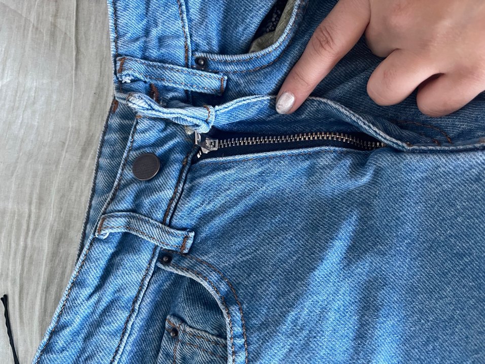 Düğmeli Açık Mavi Bol Kesim Kadın Midi Kot Pantolon - Görsel 5