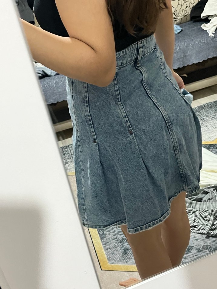 Batik Desenli Pileli Kot Mini Etek - Görsel 2