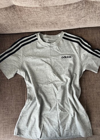 adidas tisort