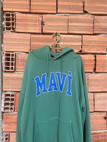 Erkek mavi marka kapüşonlu sweatshirt