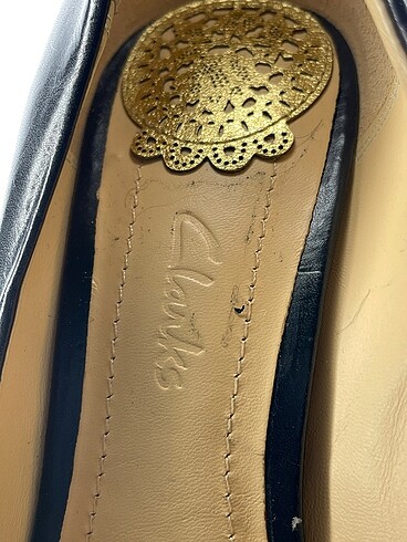 40 Beden siyah Renk Clarks Stiletto %70 İndirimli.