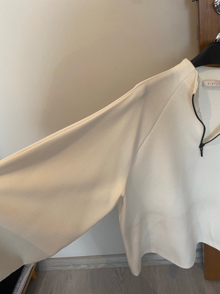 Yarım Fermuarlı Beyaz Kadın Sweatshirt Birelin marka - Görsel 3