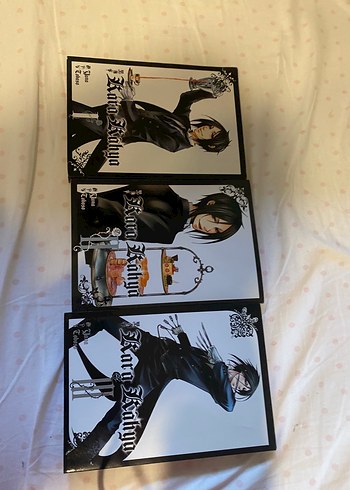 3 Adet kara kahyan Manga Ciltleri