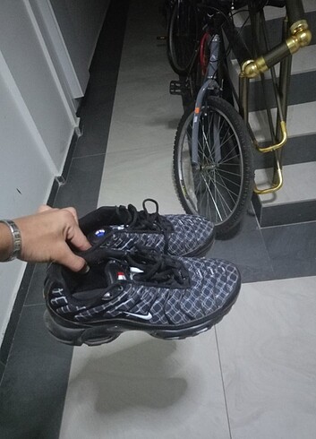 41 Beden mavi Renk ????Nike tn spor ayakkabı