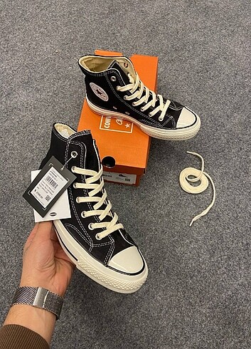 Converse CONVERSE