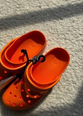 39 Beden Crocs terlik