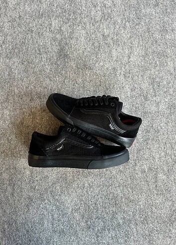 42 Beden Vans