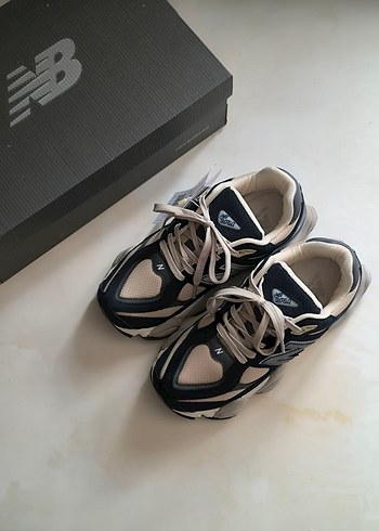 New Balance NEW BALANCE 9060