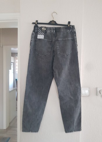 Gri Kadın Bol Kesim Kot Pantolon - Görsel 3