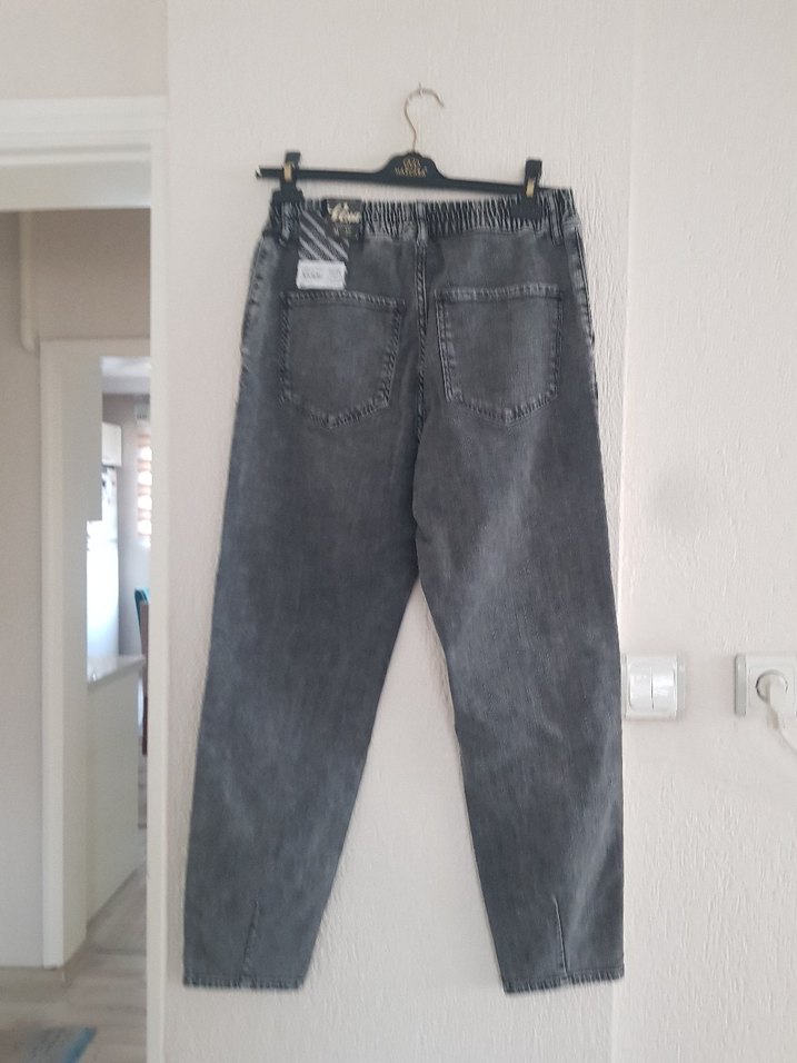 Gri Kadın Bol Kesim Kot Pantolon - Görsel 3