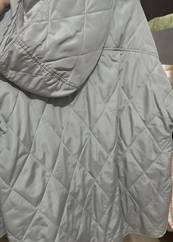 Gri Kadın Kapitone Düğmeli Mont - Görsel 2