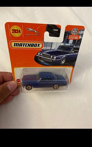 Matchbox 1977 jaguar xjc6