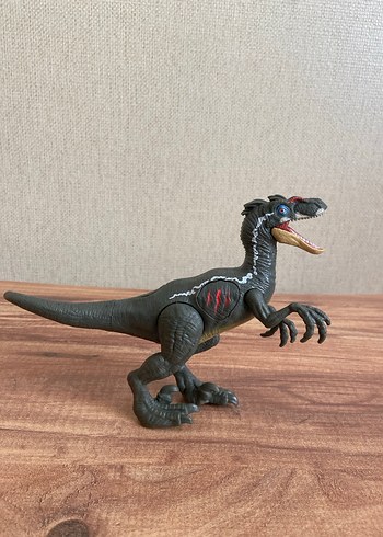 Jurassic world velaciraptor