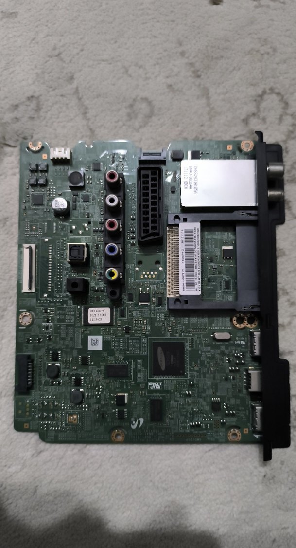 samsung tv anakart soket giriş kartı ve ekran kartı - Görsel 2