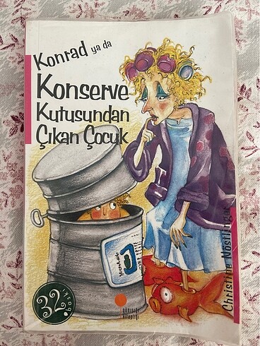 konserve kutusundan çıkan çocuk