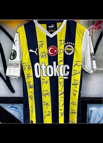 Fenerbahçe imzalı