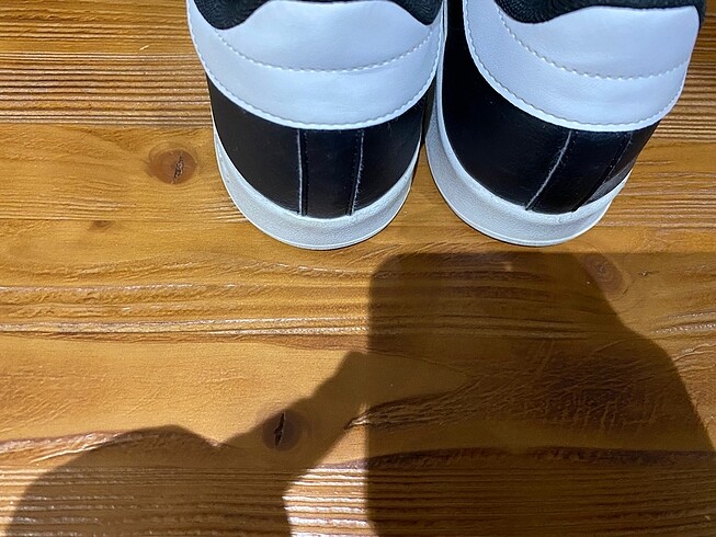 39 Beden siyah Renk Adidas Klasik Kadın Ayakkabı