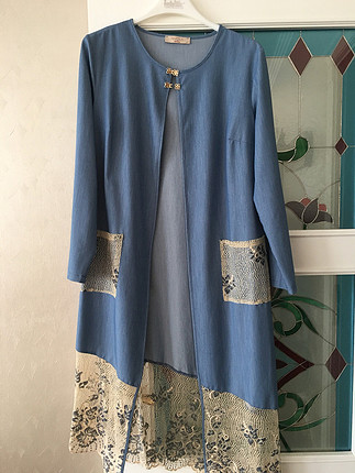 Şık bir kot hırka tarzı