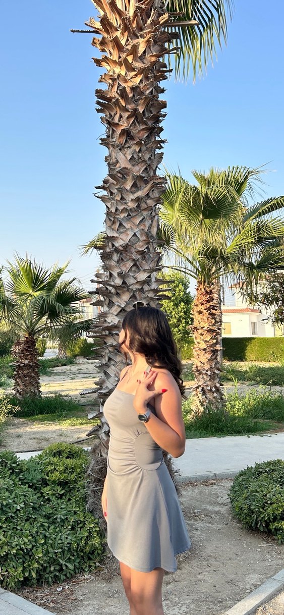 gri straplez midi elbise - Görsel 3