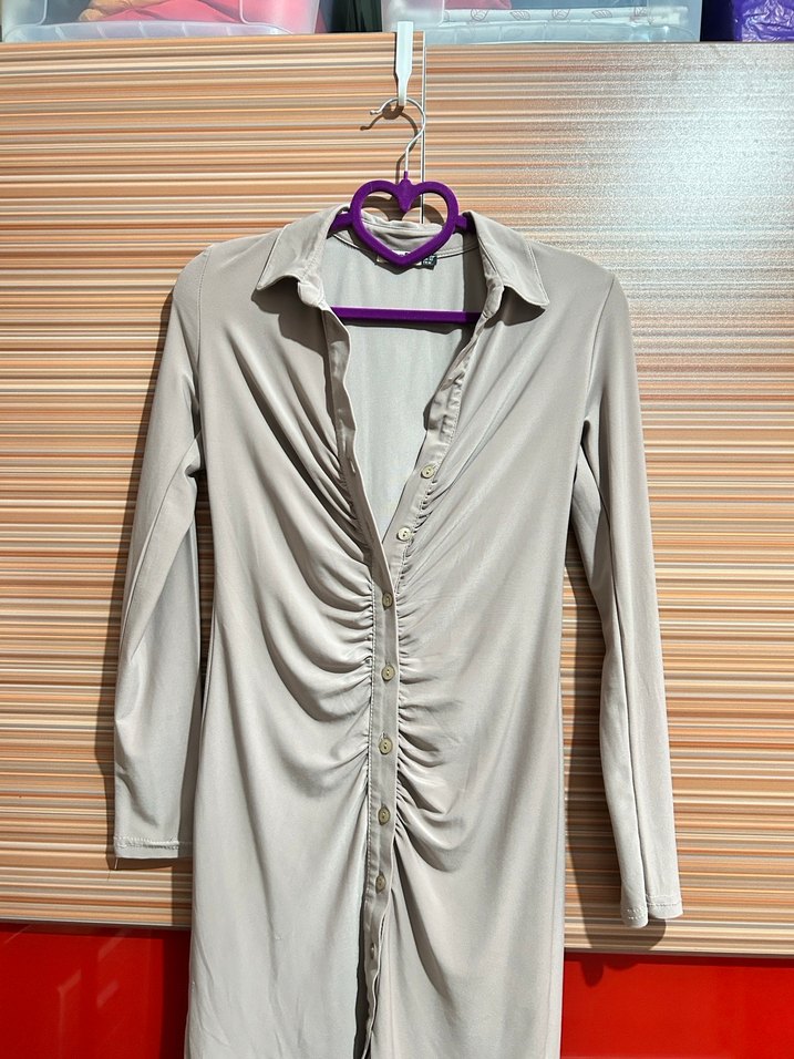 Düğmeli Bej Uzun Kollu Kadın Kısa Elbise - Görsel 2