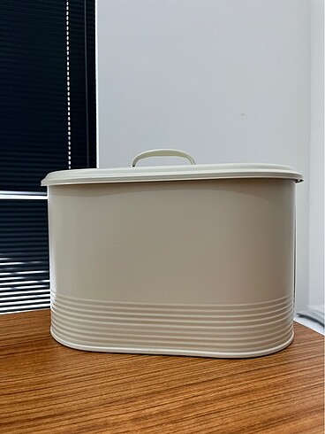Diğer E-19 krem oval ekmeklik