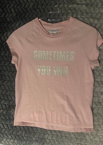 bershka pembe simli yazılı crop - Görsel 2