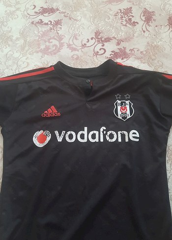 Siyah V Yaka Kısa Kollu Spor Forma