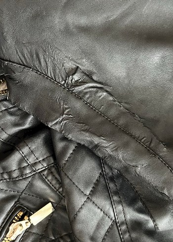 Siyah Deri Ceket - Görsel 3