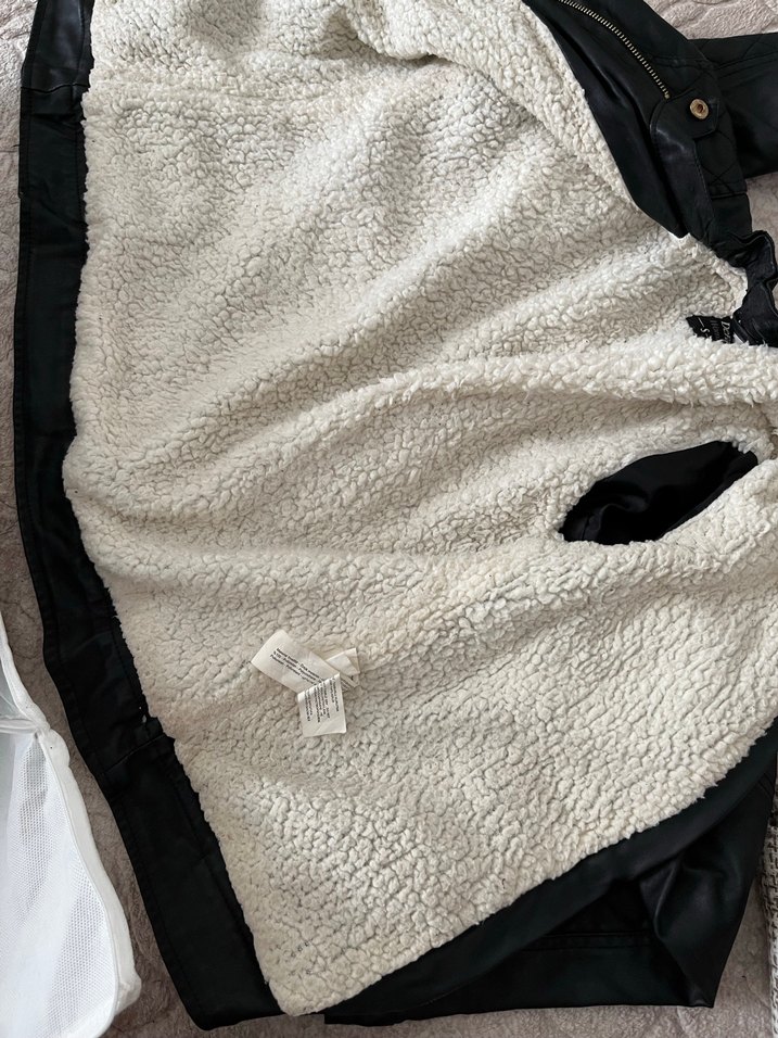 Siyah Deri Ceket - Görsel 4