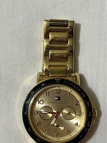 Tommy Hilfiger Tommy hilfiger saat
