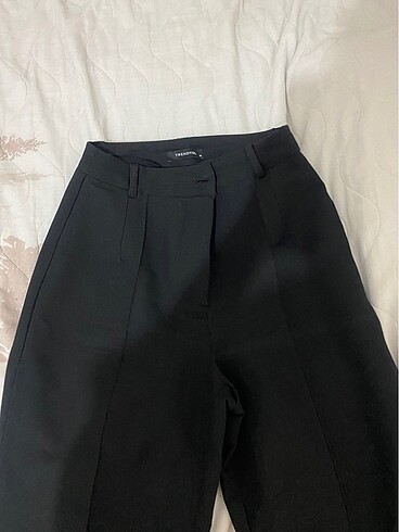 Trendyolmilla siyah kumas pantolon