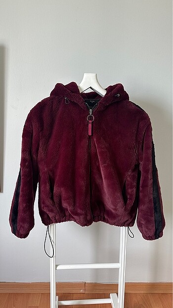 Bershka Peluş Mont
