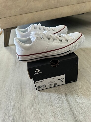 36,5 Beden beyaz Renk Converse Beyaz Ayakkabı