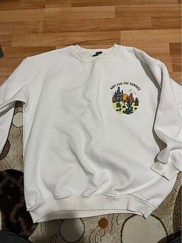 sweatshirt