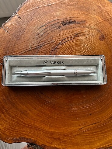 Kutulu Parker Kalem