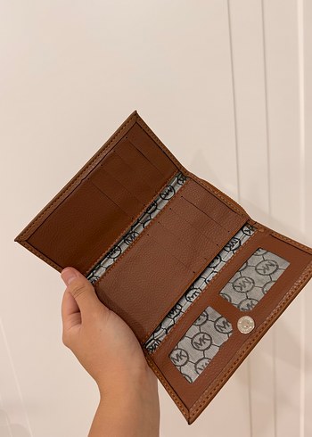  Beden kahverengi Renk Michael Kors Kahverengi Deri Fermuarlı Cüzdan