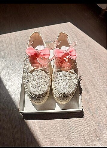 38 Beden Gelinlik Converse