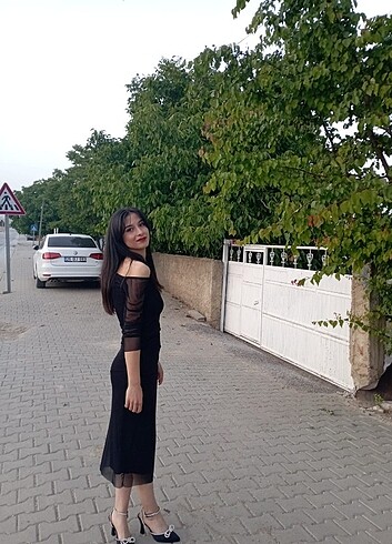 Siyah tül elbise