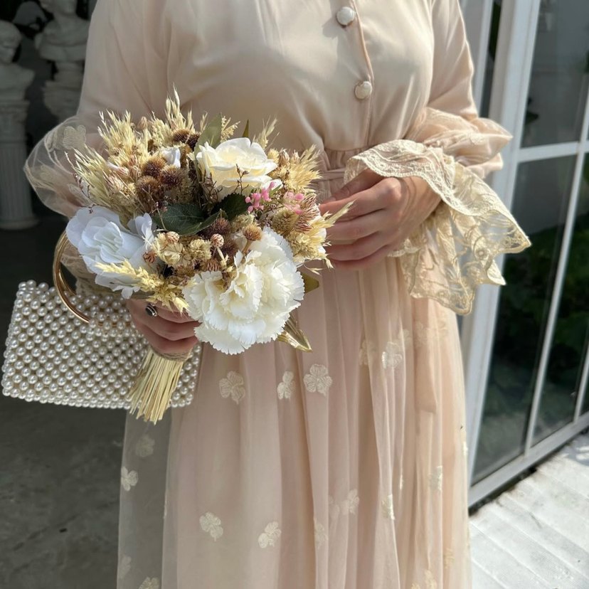 Bej Uzun Tesettür Çiçekli Abiye Elbise - Görsel 3