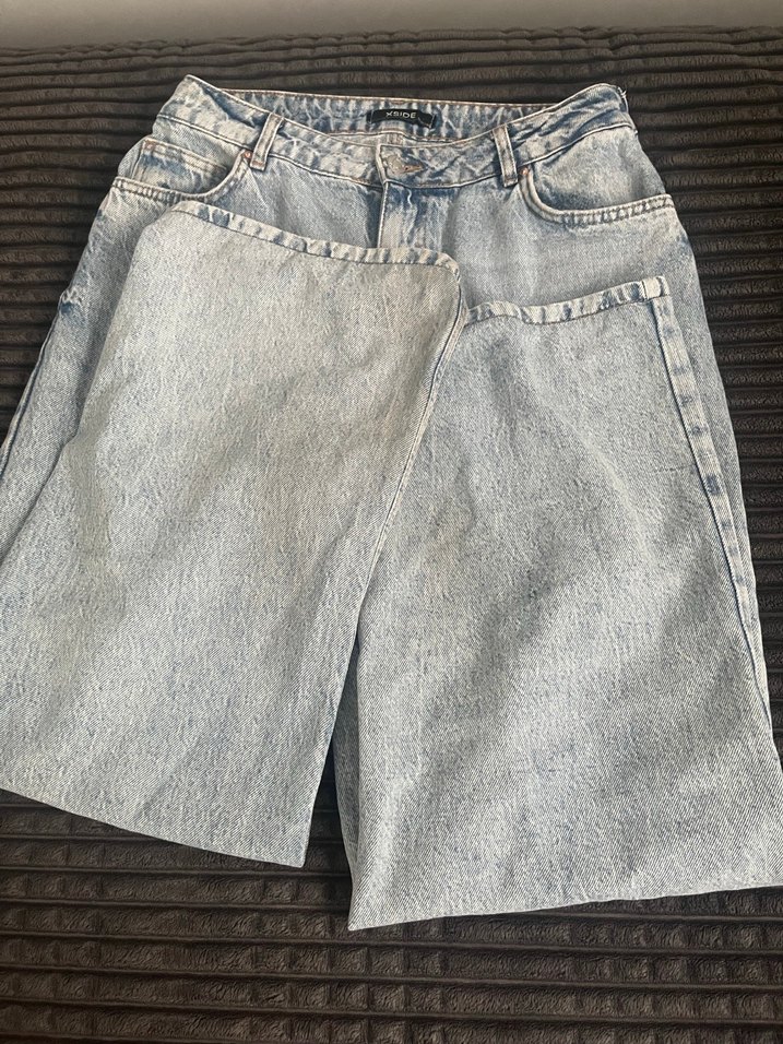 Düğmeli Bol Kesim Midi Kot Pantolon - Görsel 3